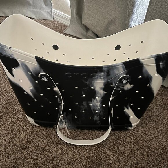Crocs Classic Large Marble Tote - Picture 1 of 3